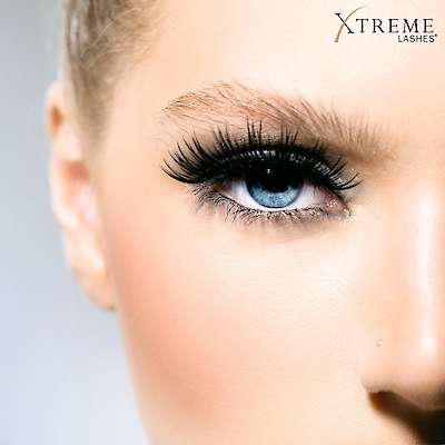 Lange und dichte Wimpern bei  Académie de Beauté im Heuchelheim